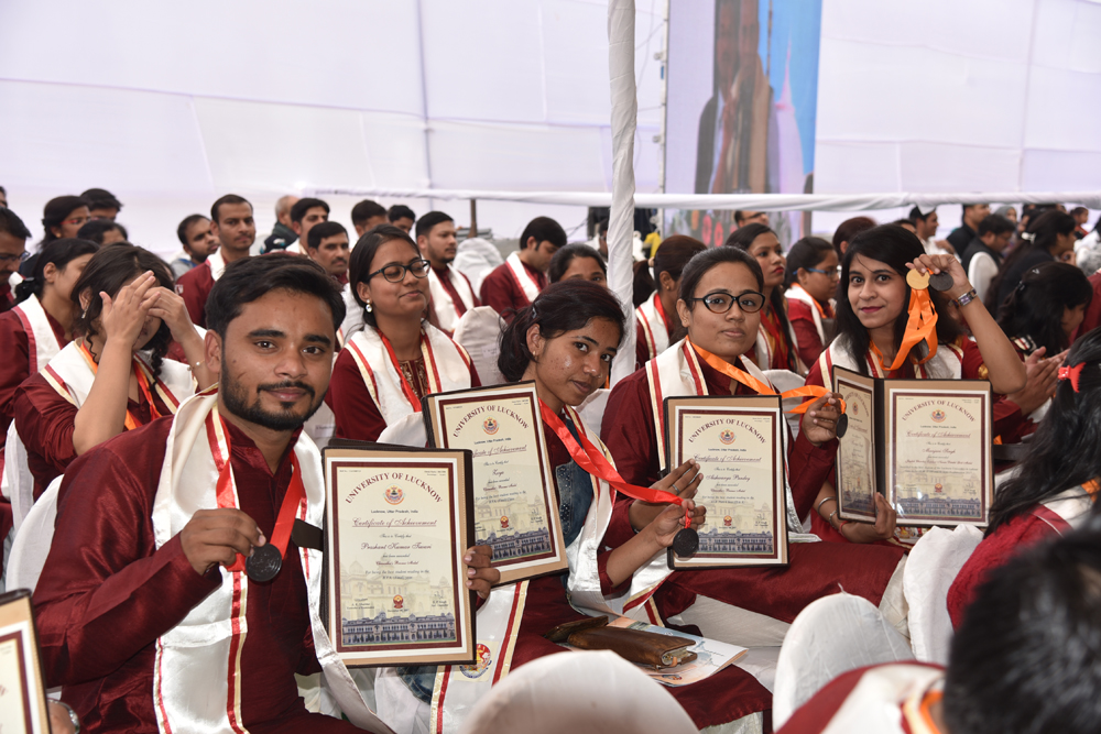 University of Lucknow / Selected Photo Convocation 2017