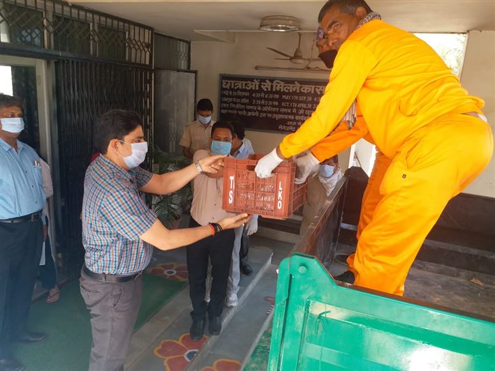 Community Kitchen at Nivedita Hostel and distribution of food packets through district administration During pandemic of Corona Covid 19