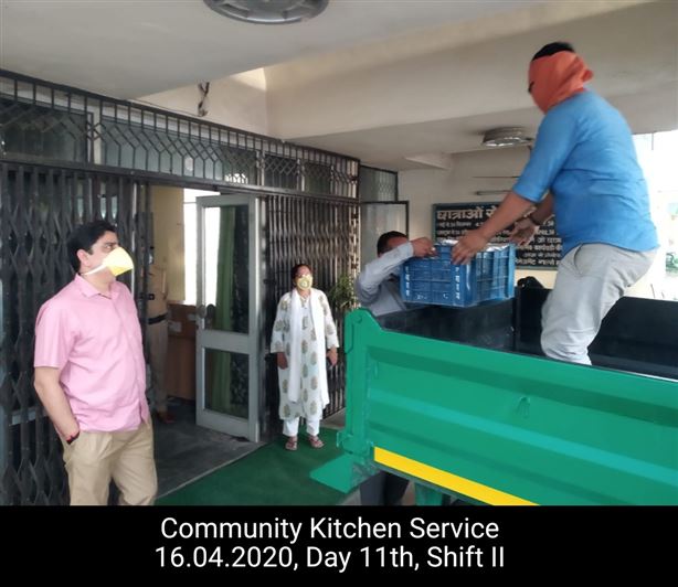 Manage Photo Layout for Community Kitchen at Nivedita Hostel and distribution of food packets through district administration During pandemic of Corona Covid 19 Gallery