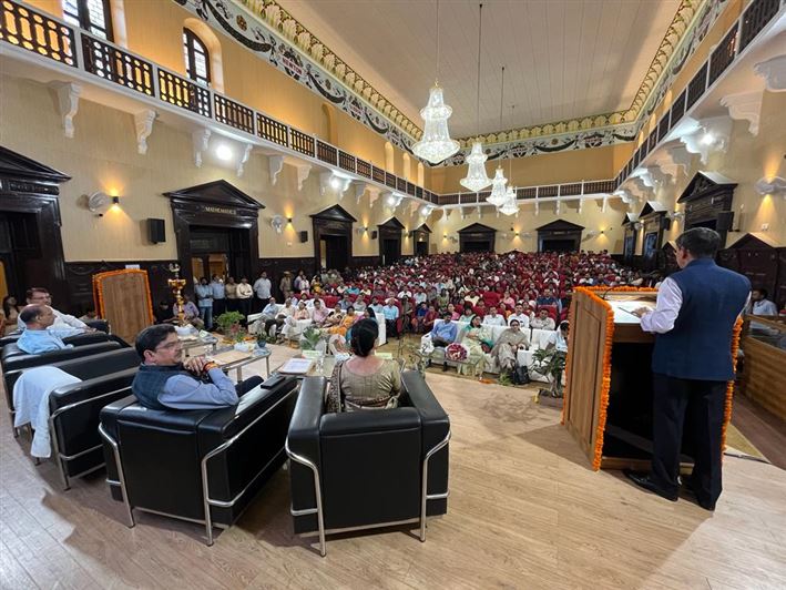 Glimpses of &quot;Prof. V.S. Ram Memorial Lecture&quot;. Organized by the Department of Political Science, University of Lucknow on 20th May, 2023. The Chief guest was His Excellency Mr. R.N. Ravi, Hon&apos;ble Governor, Tamil Nadu. Prof. Alok Kumar Rai, Hon&apos;ble Vice Ch