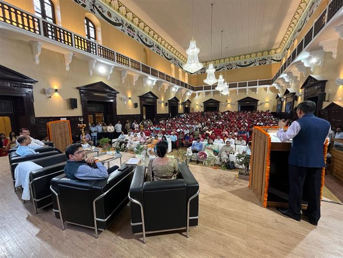 Glimpses of &quot;Prof. V.S. Ram Memorial Lecture&quot;. Organized by the Department of Political Science, University of Lucknow on 20th May, 2023. The Chief guest was His Excellency Mr. R.N. Ravi, Hon&apos;ble Governor, Tamil Nadu. Prof. Alok Kumar Rai, Hon&apos;ble Vice Ch